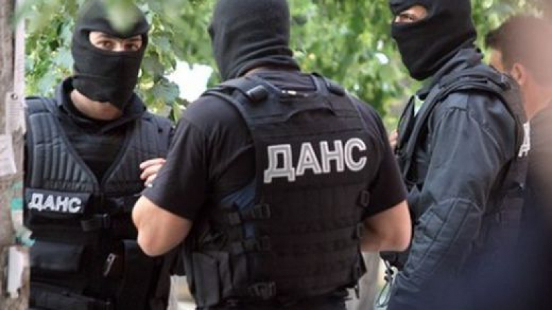 МВР и ДАНС с акция срещу нелегални в центъра на София