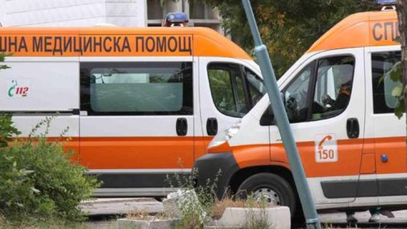 Потънал в кръв мъж  вдигна по тревога линейките в Благоевград 