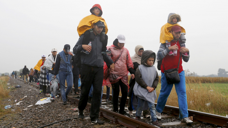 Австрия спря влаковите линии с Унгария заради бежанците 