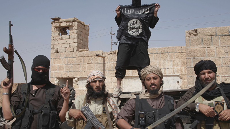 „Ислямска държава“ стреля на месо по хора, които опитват да избягат от Фалуджа