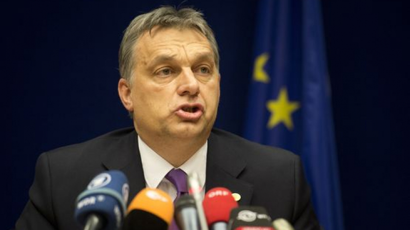 Виктор Орбан: Мигрантите организират въстание срещу Унгария