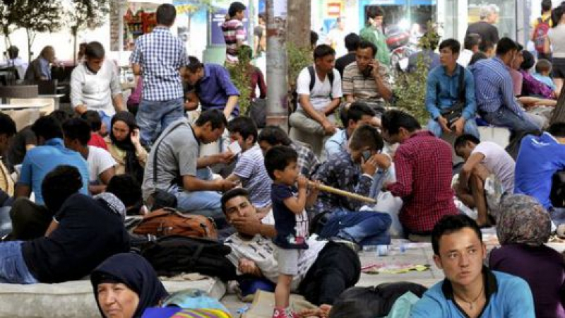 Breitbart: България и Румъния ще се възползвт от бежанската криза за да получат достъп до Шенген