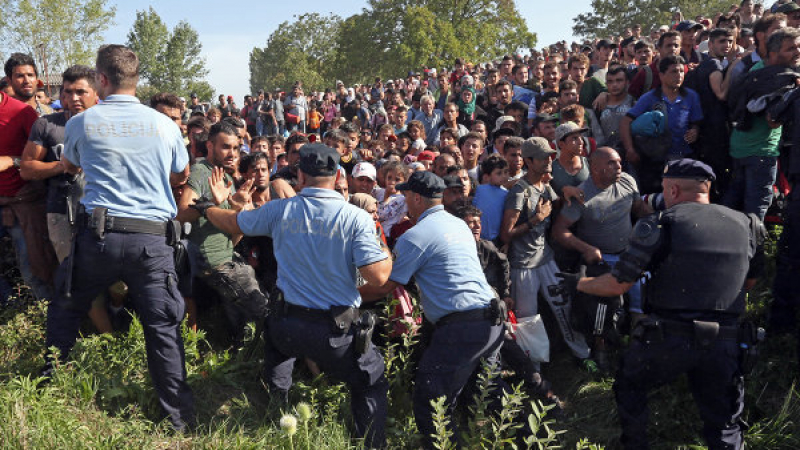 Унгария е възмутена, че Хърватия прекарва бежанците до границата