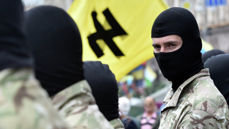 Полски политолог сравни украинския „Десен сектор” с „Ислямска държава”