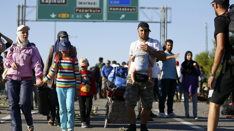 Бежанците край Одрин биха отбой, магистралата е чиста