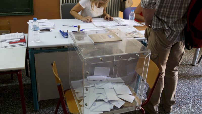 Победа за СИРИЗА на вота в Гърция с 34%