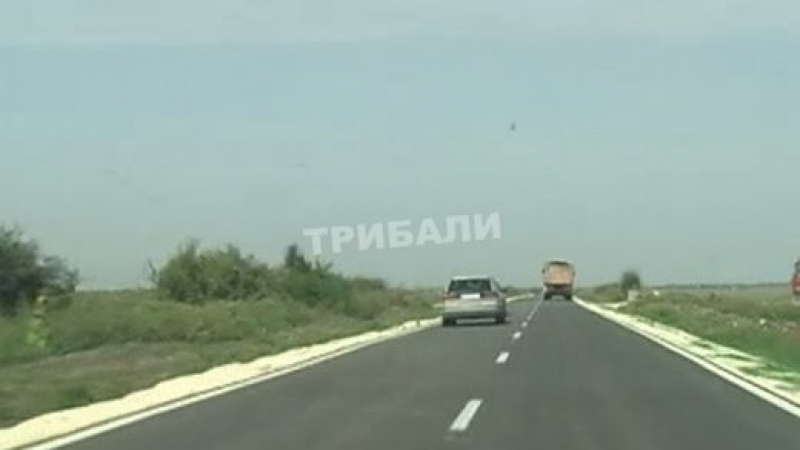 Ремонтирани пътища във Врачанско станаха писти за гонки