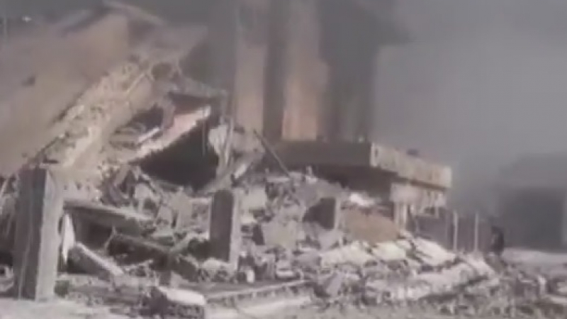 ЕКСКЛУЗИВНО: Първи кадри от руските удари над Сирия (ВИДЕО)