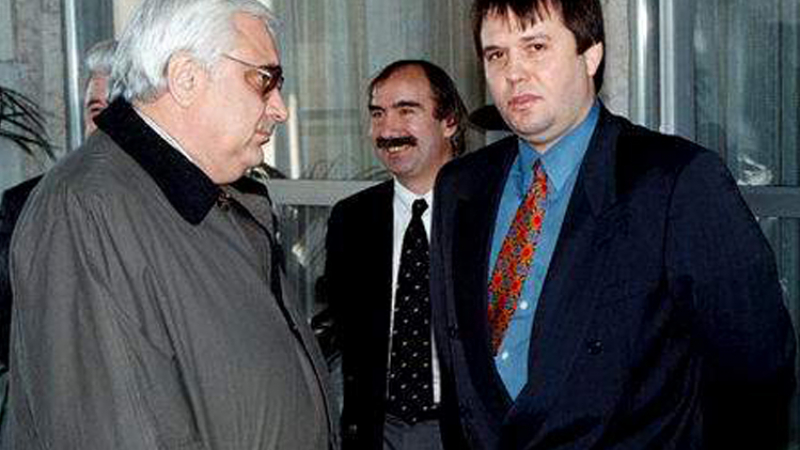 Бившият парламентарен секретар Пламен Николов: Убиецът на Луканов е руснак!