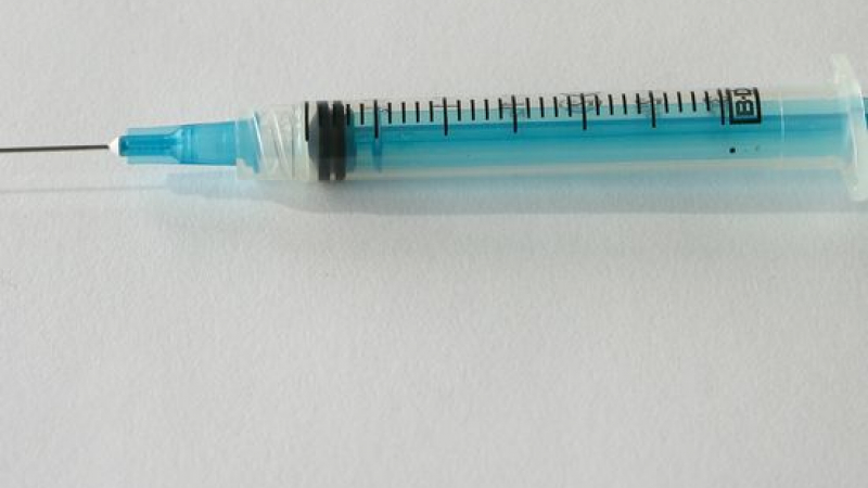 Доц. Мангъров: Защитата от противогрипната ваксина е 60-70%