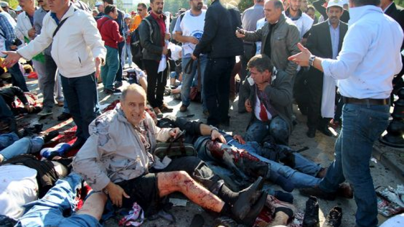 Първи версии за трагедията в Анкара (ВИДЕО)  