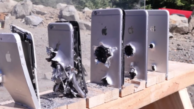 Ето колко айфона могат да спрат куршум от Калашников