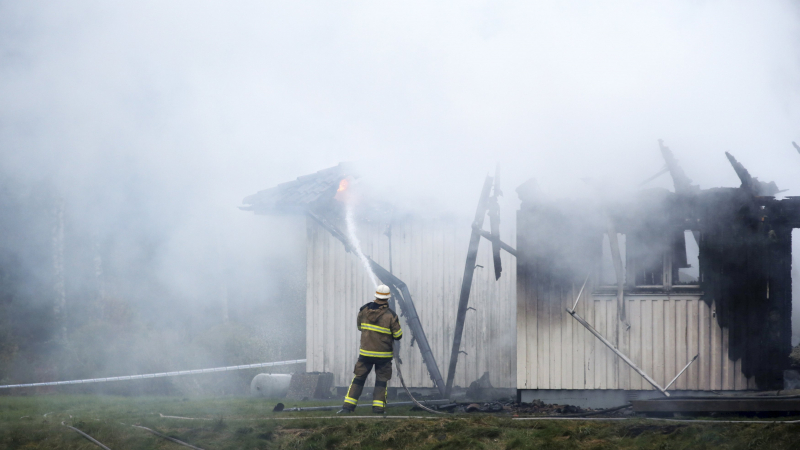 В Швеция пак подпалиха приюти за бежанци