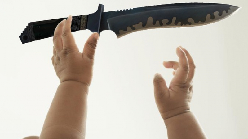 Децата на джихадистите от ИД преди биберона хващат в ръка нож (СНИМКИ)
