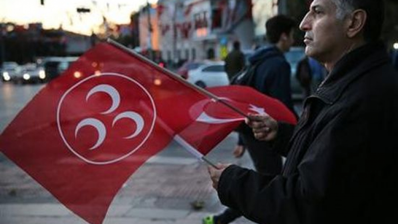 Съдбоносни избори започнаха в Турция