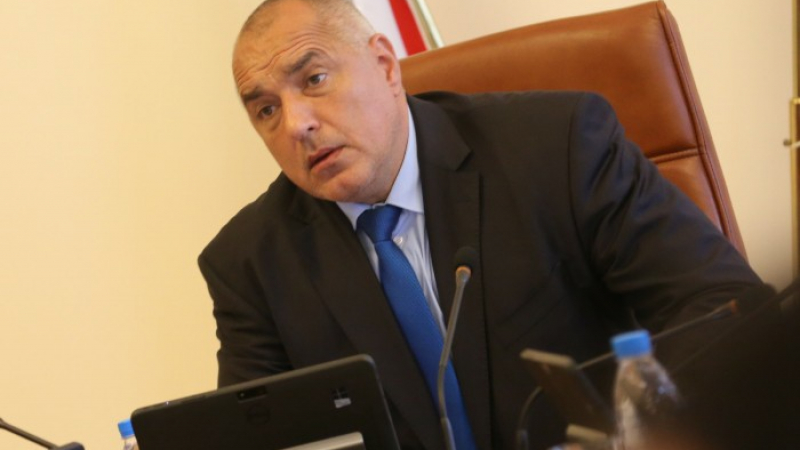 Борисов доволен - Министерски съвет стана женско царство 