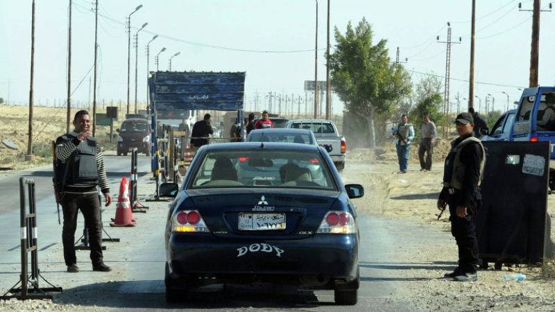 Взрив в Северен Синай уби шестима в полицейски клуб