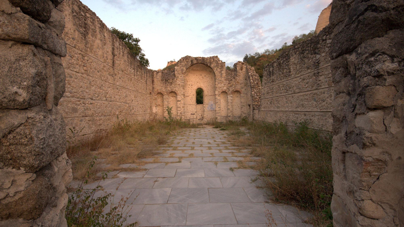 Възстановиха 15-вековен храм в Мелник