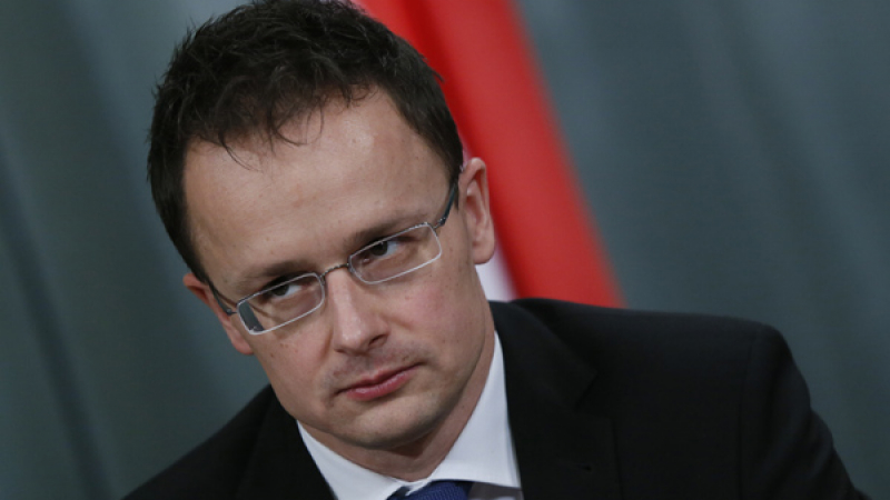 Външният министър на Унгария разобличи пълното лицемерие на ЕС за бежанците