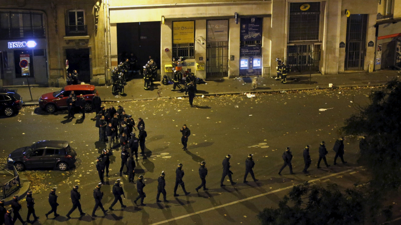 Шокиращ разказ от първо лице за касапницата в Париж: Терористите стреляха на месо!