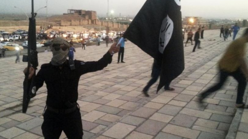 Денонощен компютърен център на &quot;Ислямска държава&quot; подготвил атентатите в Париж 