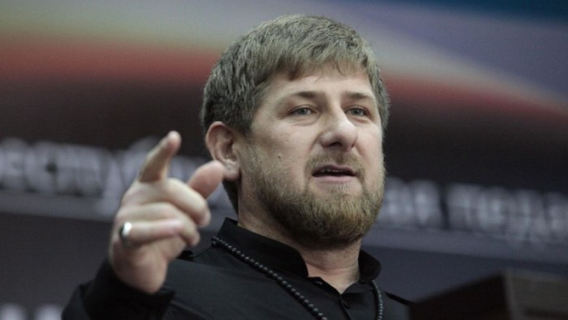 Лидерът на Чечения иска да завързва терористи към безпилотни самолети