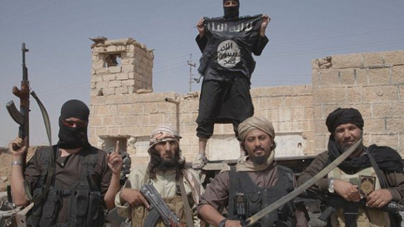 ИД заповяда на джихадистите да не идват в Сирия, а да си стоят у дома до деня на атаката