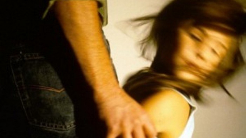 Изрод изнасилвал с месеци 12-годишната си племенница