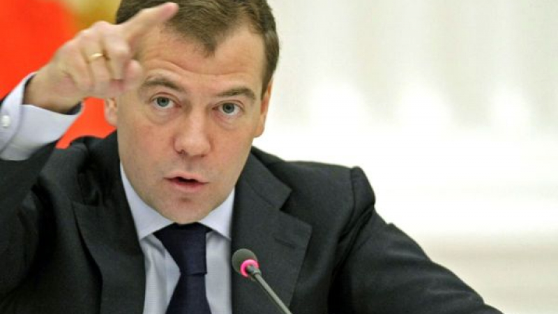 Дмитрий Медведев обяви търговска война на Турция