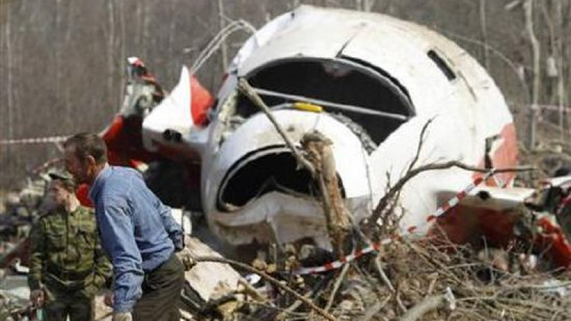 Полша възобновява разследването на катастрофата със самолета на Качински 