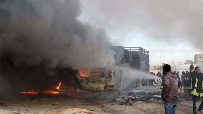 Бомба изпепели турски „хуманитарен” конвой на границата със Сирия (СНИМКИ/ВИДЕО)  