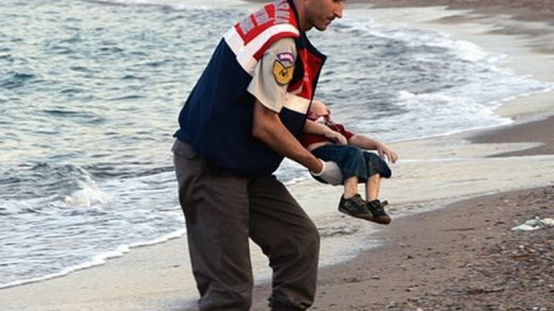 Канада прие семейството на удавилото се сирийче