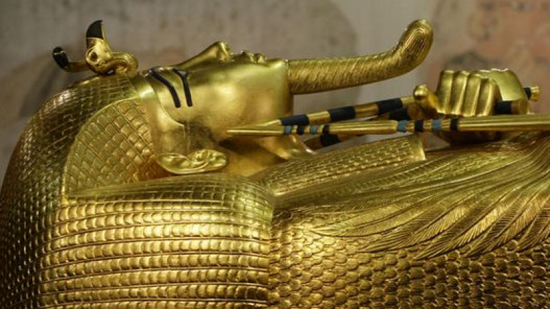 Египетски министър потвърди: Има тайна стая в гробницата на Тутанкамон