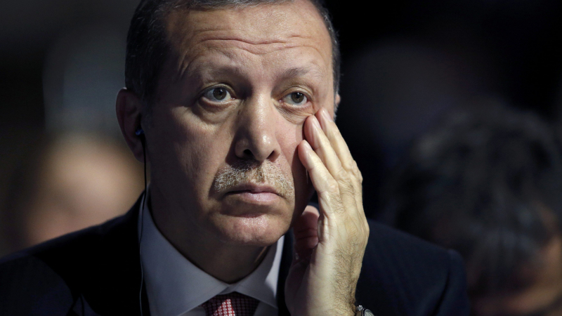 Извънредно от Париж! Ердоган се прави на глух, игнорира въпрос за извинение към Москва