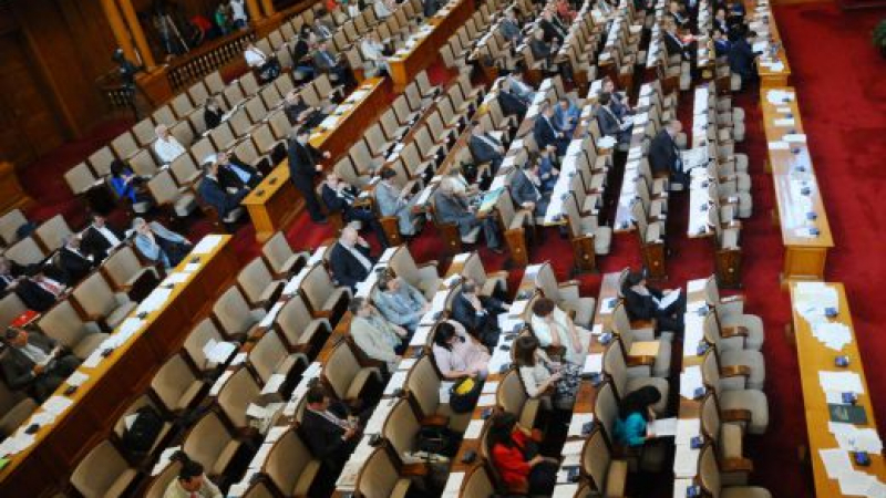Депутатите гласуват окончателно Бюджет 2016 