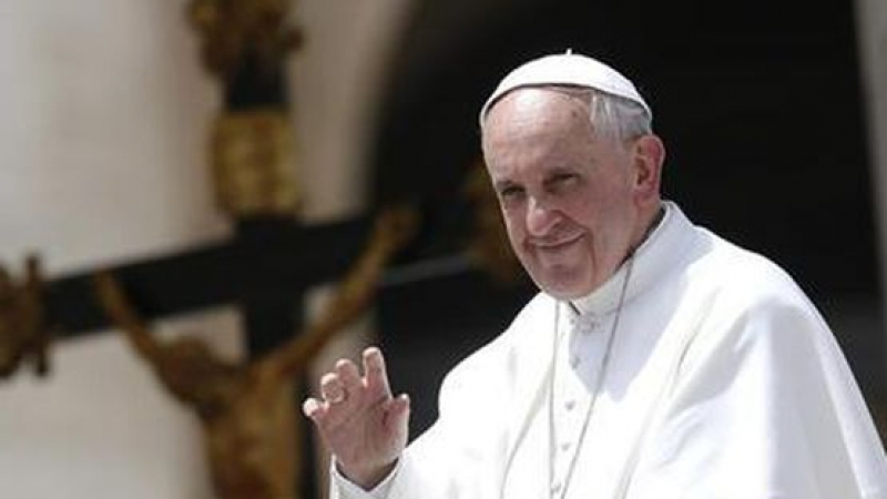 Папа Франциск бие камбаната: Светът е на прага на самоубийство 