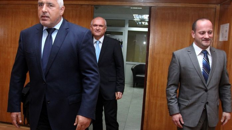 След тежък разговор: Борисов обвинил Радан, че стои зад заговора срещу Цацаров