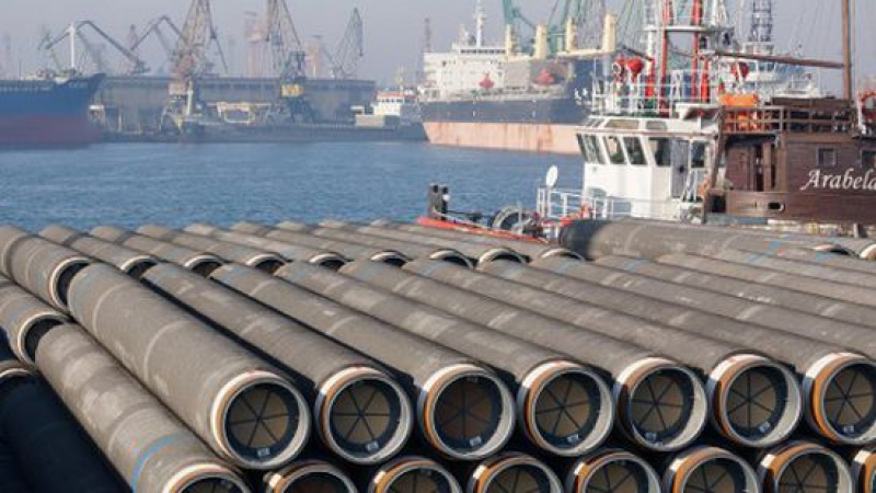 Reuters: Тръбите, купени от „Газпром” за „Турски поток” стават само за Черно море
