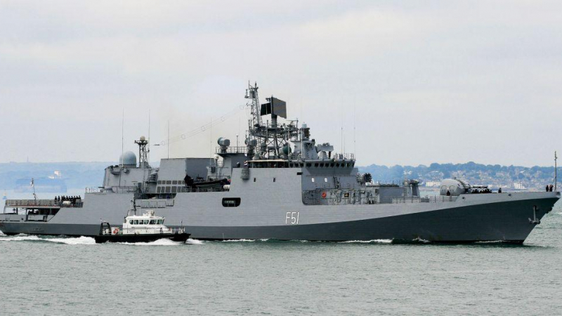 Черноморският флот се сдоби с два нови кораба, снабдени с крилати ракети „Калибр” 