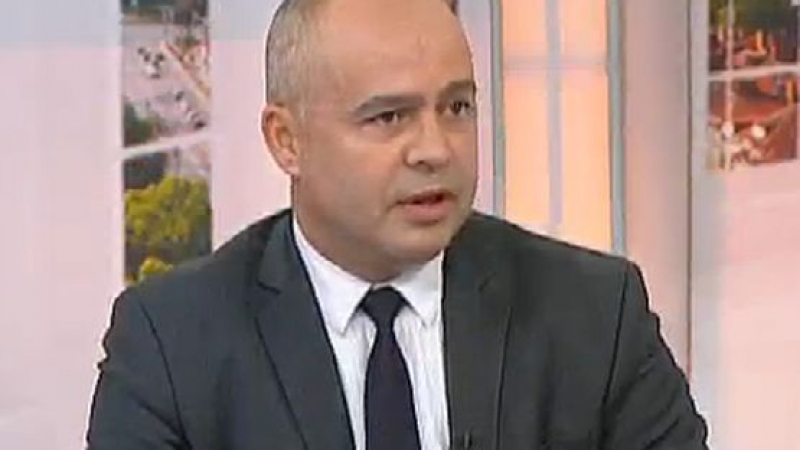 Свиленски: Борисов е уплашен, само БСП е преизчислила пенсиите