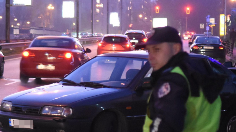 Невиждано: 200 000 коли се изнесоха от София