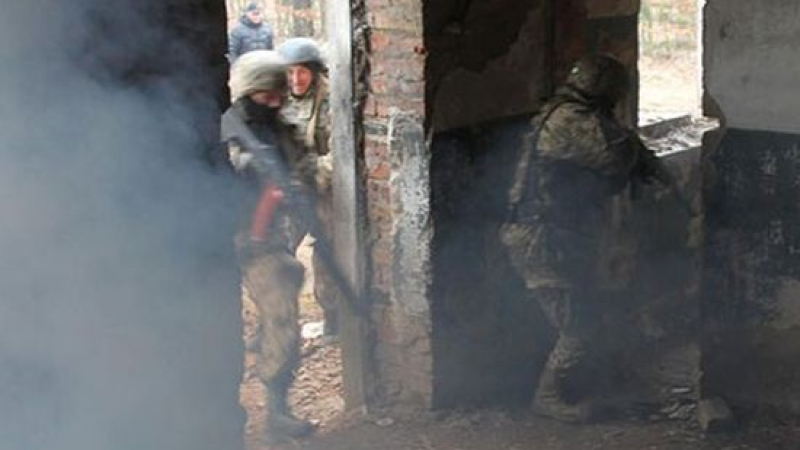 Украинските войници в Донбас започнаха да се стрелят помежду си 