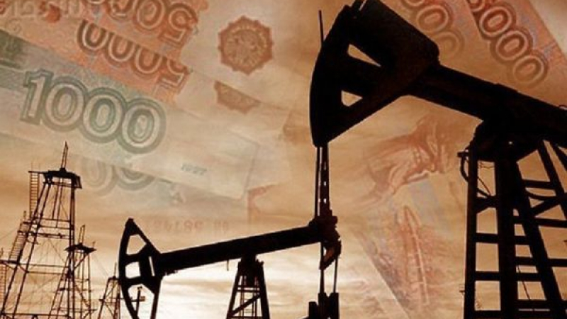 Прогноза: През януари при петрол от 36 долара, рублата ще рухне до 100 за долар