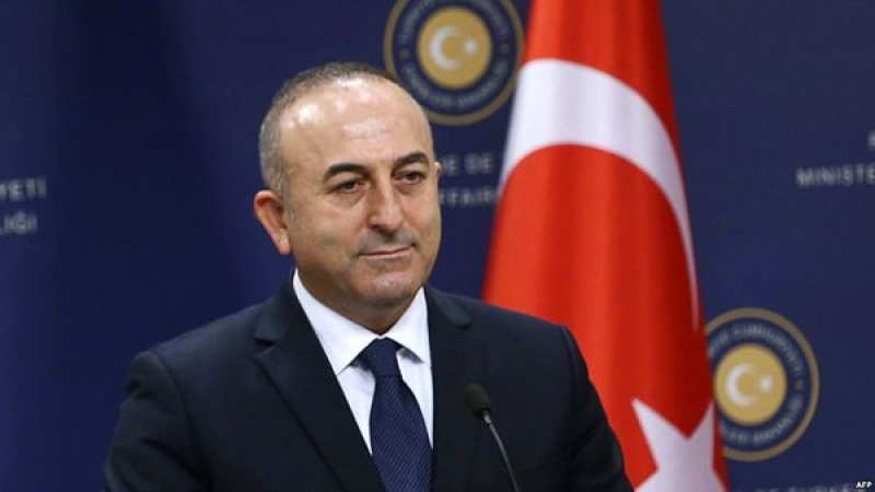 Турският външен министър размаха пръст срещу САЩ: Спрете да си сътрудничите с терористи!