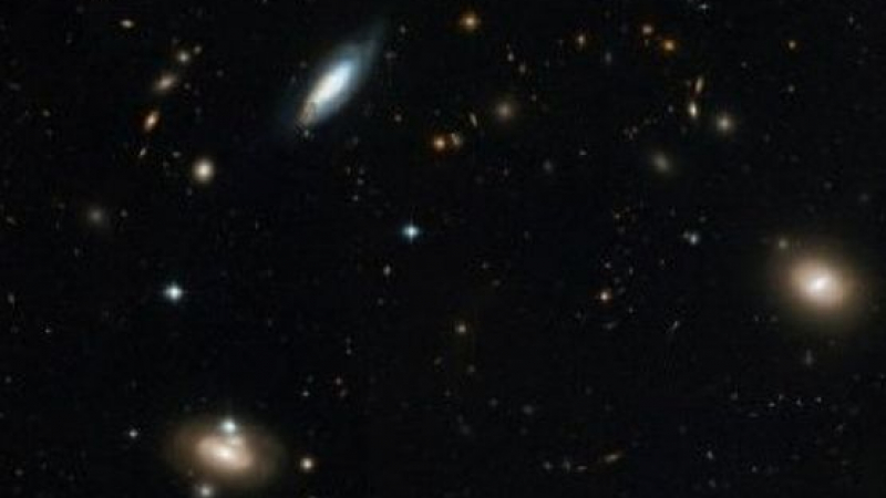 Телескопът &quot;Хъбъл&quot; засне новородена галактика