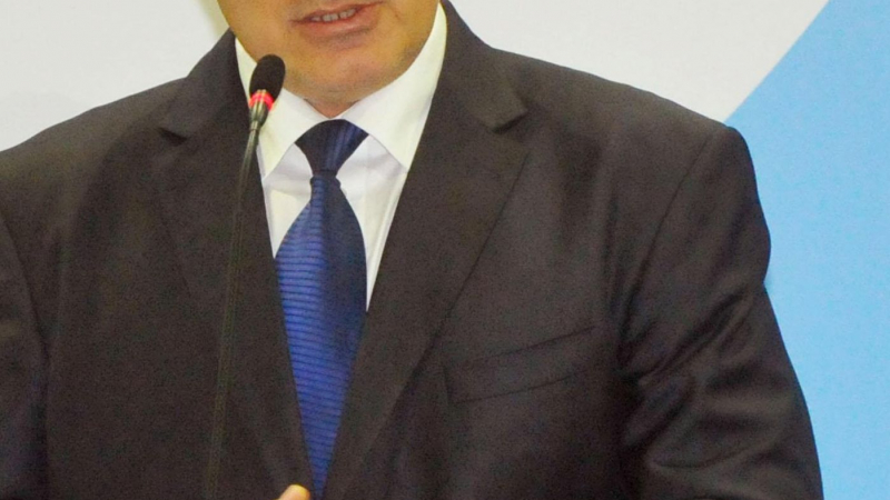 Крути мерки! Борисов свиква спешно съвещание заради нелегалните мигранти от Гърция