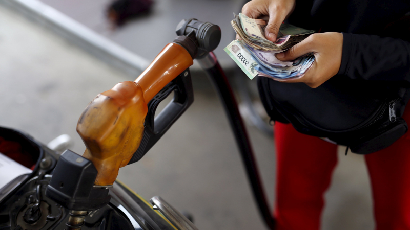 Цените на нефта полудяха заради конфликта Саудитска Арабия - Иран 