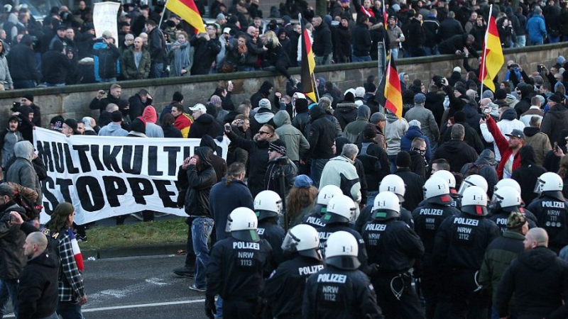 Скандал! Германската полиция укривала информацията за престъпленията на мигрантите