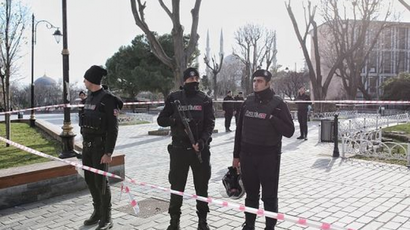 Шокиращият разказ на българин - очевидец на атентата в Истанбул (ВИДЕО)