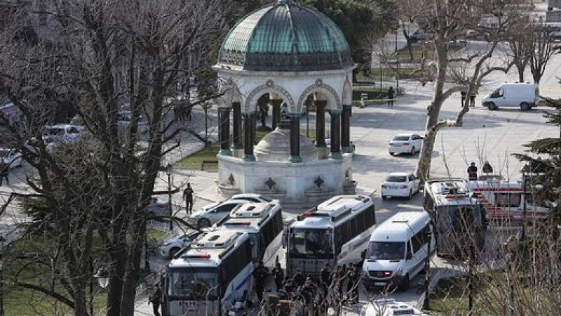 Атентатът в Истанбул взе още една жертва, обявиха името на терориста
